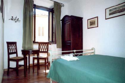 Albergo La Sfinge Чиуси Екстериор снимка